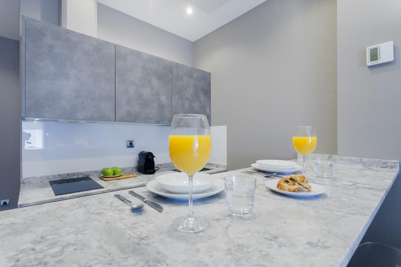 Dobo Rooms Palacio Apartments Madrid Bagian luar foto