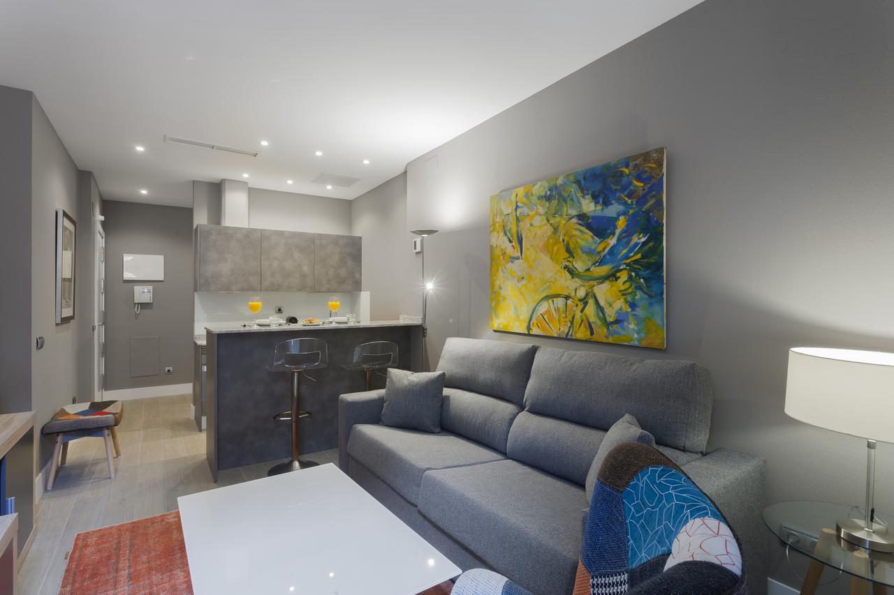 Dobo Rooms Palacio Apartments Madrid Bagian luar foto