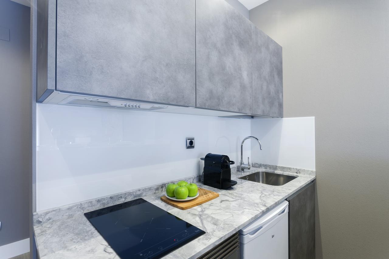 Dobo Rooms Palacio Apartments Madrid Bagian luar foto