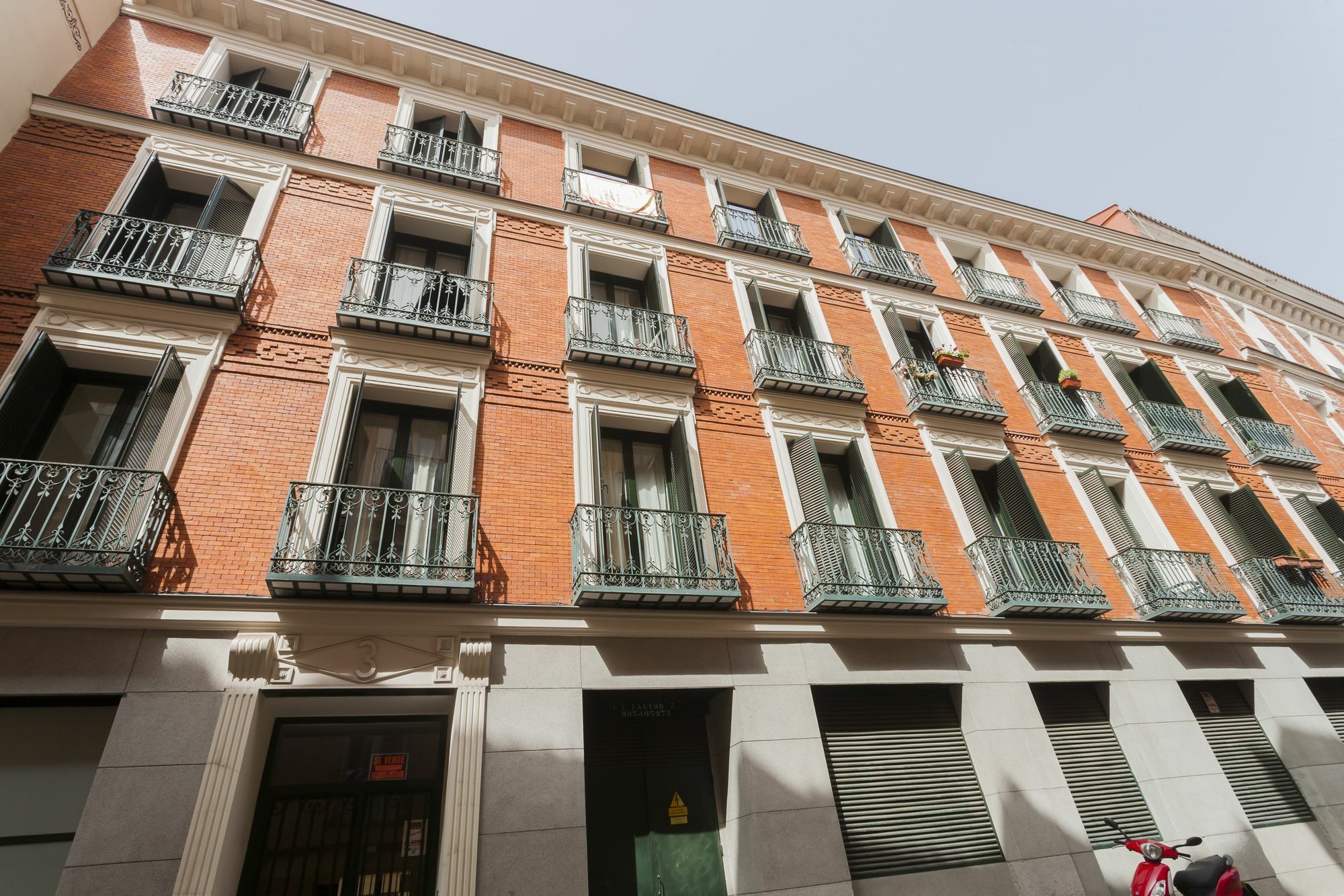 Dobo Rooms Palacio Apartments Madrid Bagian luar foto